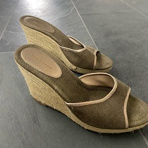 Ann Taylor wedgie heel sandals